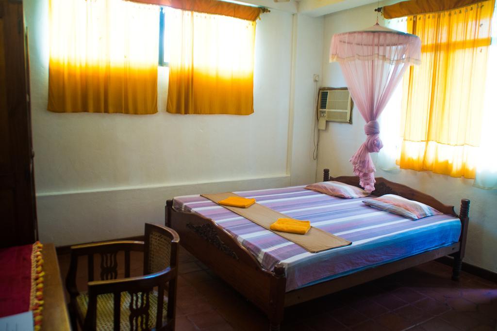 Hotel Gem Land Ratnapura Esterno foto